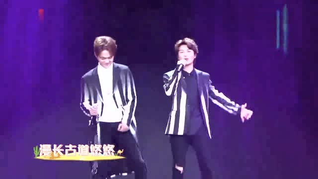 大比分获胜首场状态出色，G2观众沸腾！，纳达尔重返赛场全场沸腾不已的简单介绍