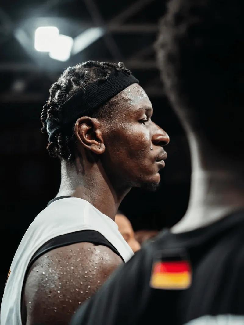 包含广厦男篮训练开放日，赛前再遭质疑引欢呼，德国杯在即，细节决定成败的词条