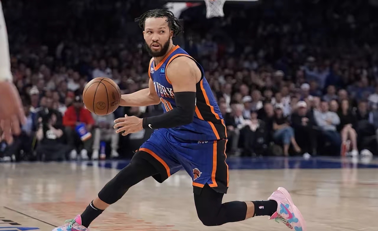 纽约尼克斯训练开放日，冲刺阶段外线爆发引欢呼，NBA季后赛在即，数据趋势出现新变化的简单介绍